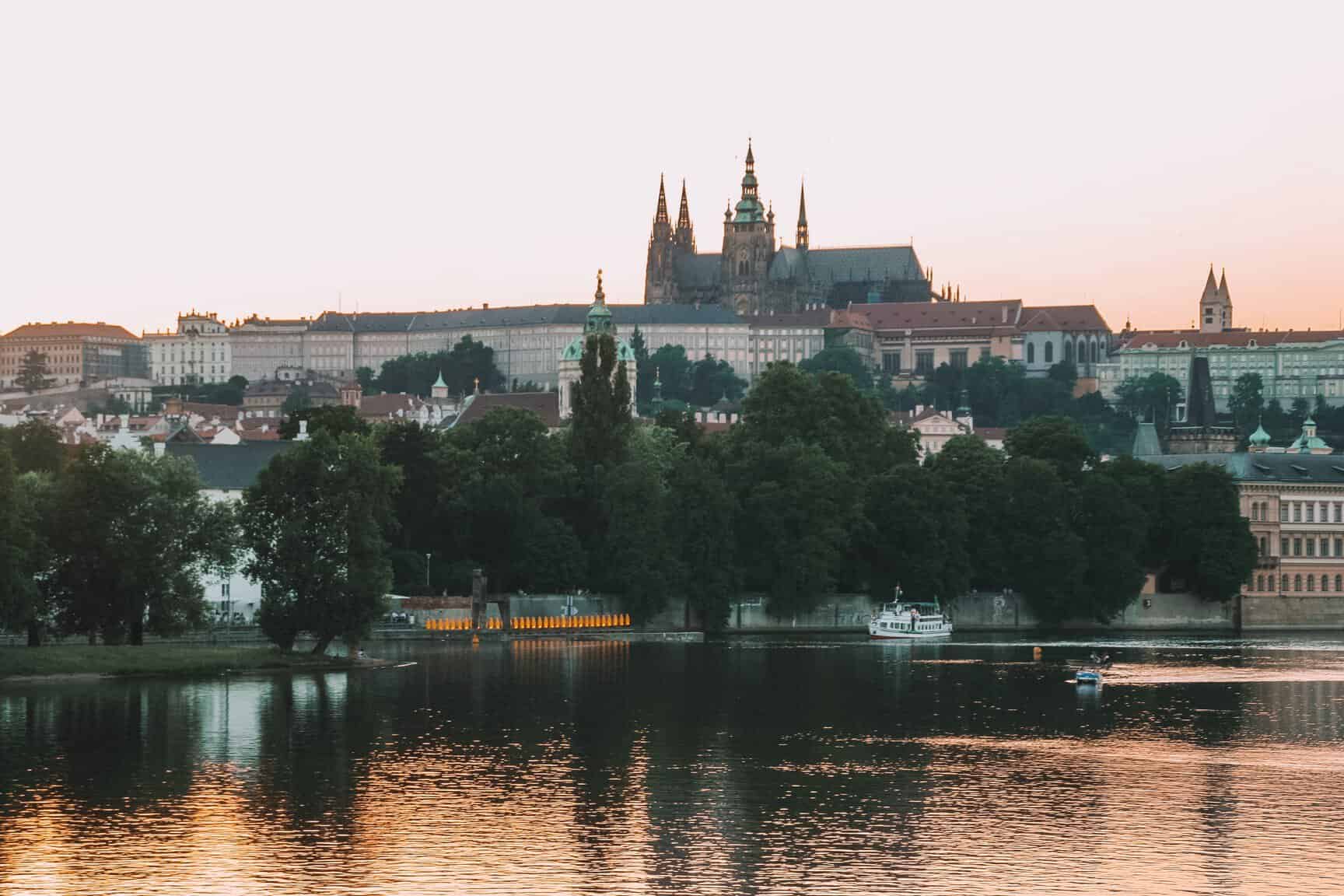 Prague River Cruises & Boat Tours: Sightseeing on the Vltava